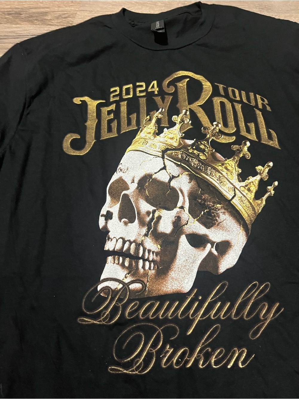Jelly Roll “Beautifully Broken” 2024 Tour Tee-Gold and White Skull Crown Graphic - Picture 2 of 3